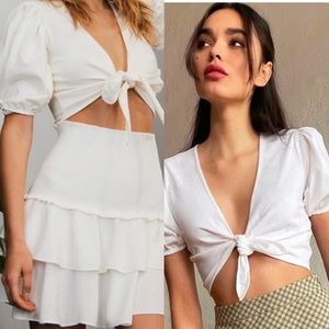 Aritzia Sunday Best Cream Set Front Tie Cropped Top Smocked Ruffle Skirt Size Sm